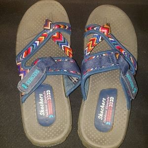 Sketchers sandals